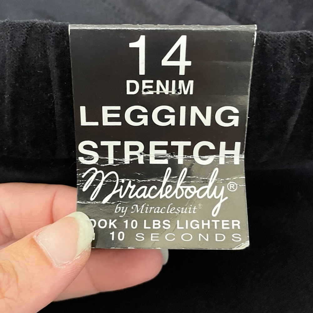 Miraclebody Miraclesuit Velveteen Leggings 14 - Picture 7 of 7